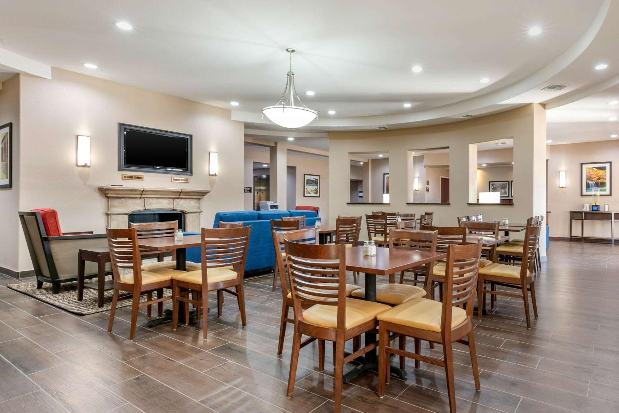 Comfort Inn & Suites Van Buren - Fort Smith Eksteriør bilde